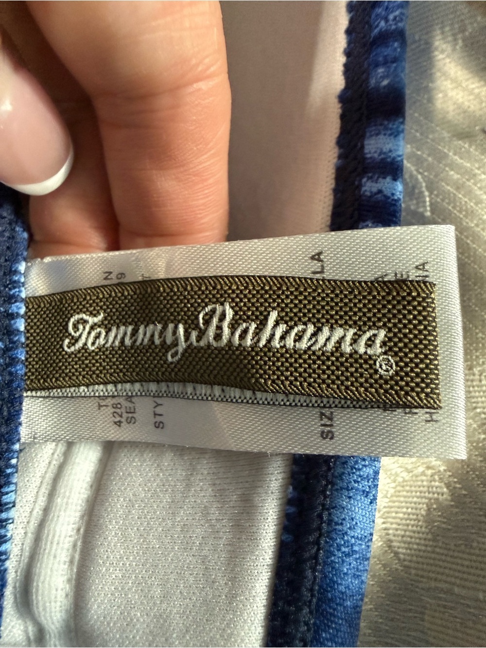 Tommy Bahama Blue Abstract Halter Tankini Top Size L Ruched Side Swimwear - Picture 6 of 8